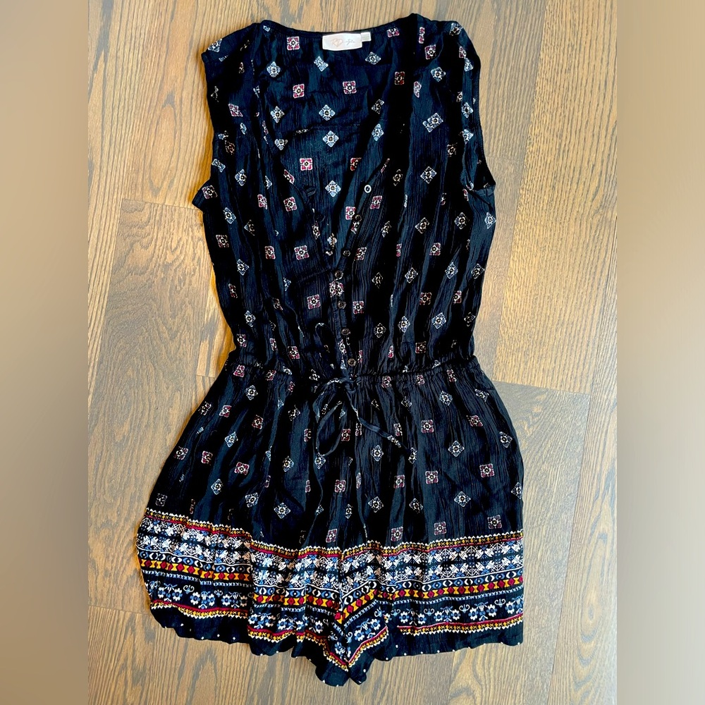 RD Style Aztec Print Romper with Drawstring Waste